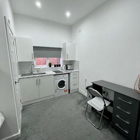 Self Contained Studio In Bham City Centre W Parking Birmingham Exterior foto